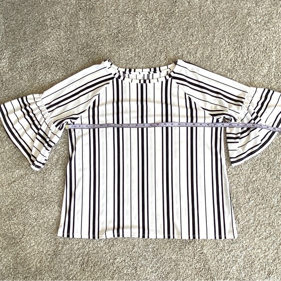 Worthington lightweight striped blouse with fluted sleeves. Women’s size L - Picture 8 of 9